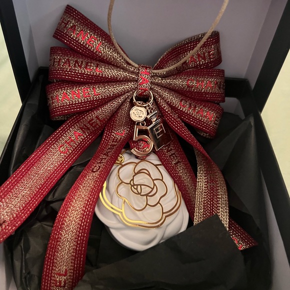 Chanel Aromastone Ornament -GWP - Picture 1 of 4
